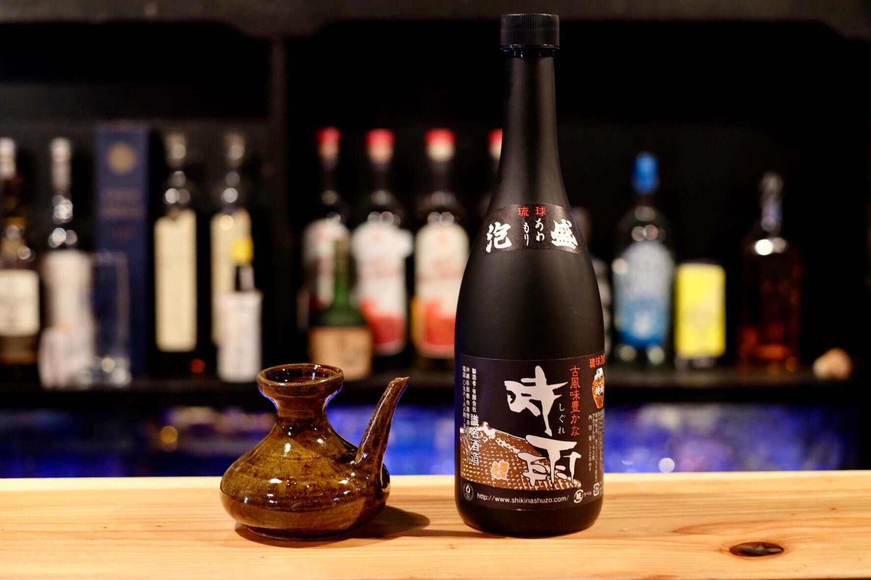 時雨　識名酒造　600ml 43度 時雨43 - 識名酒造 – Blue Habu 酒店