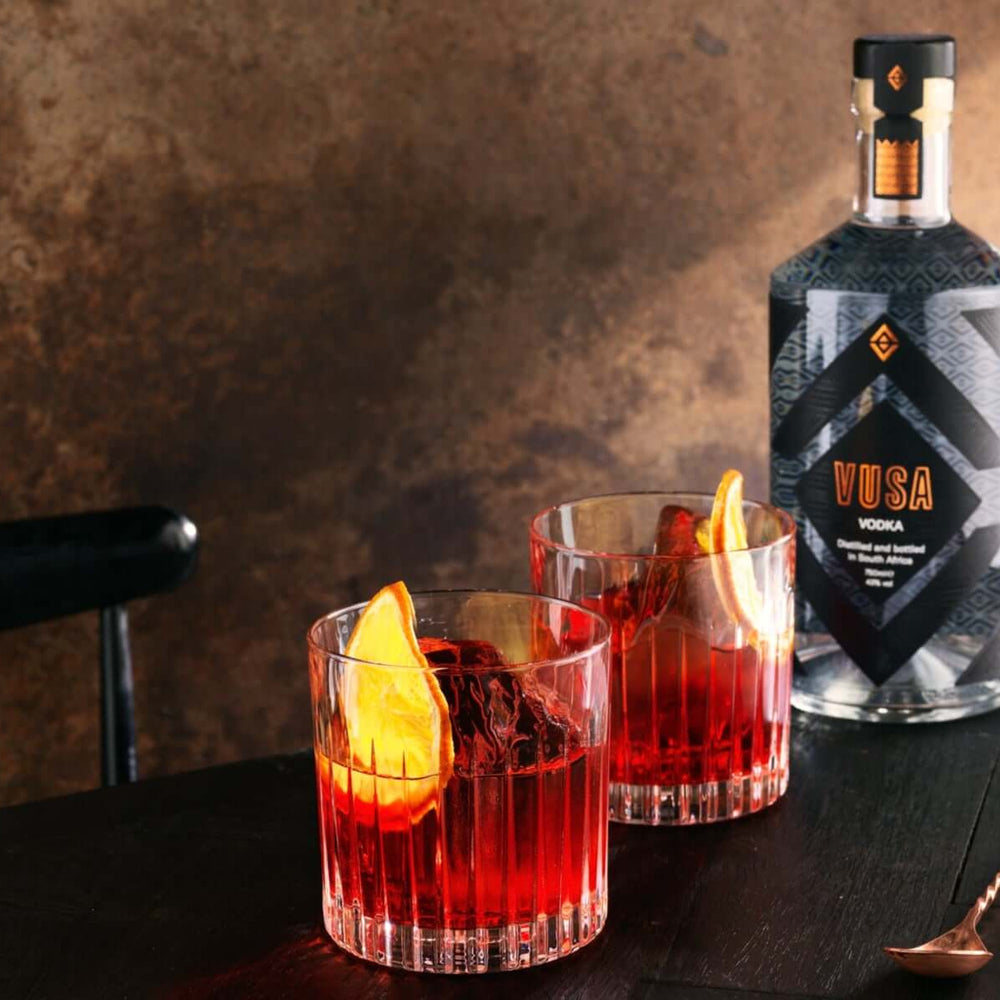 
                  
                    Vusa Vodka | Premium African Spirit - Blue Habu 酒店
                  
                